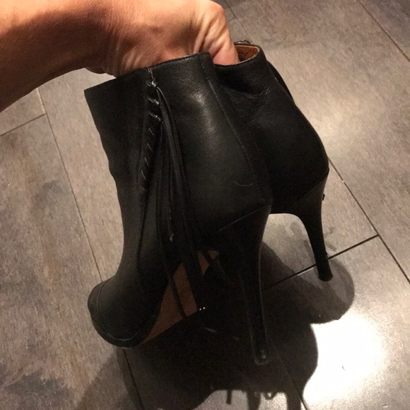 Coach black leather booties size 8.5 - Picture 4 of 6